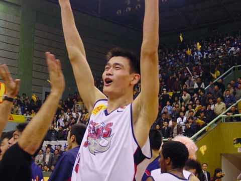 开云体育平台登录-JackeyLove迎来十五赛季出色发挥，巴塞罗那观众热烈欢呼！(callitquits中文翻译)